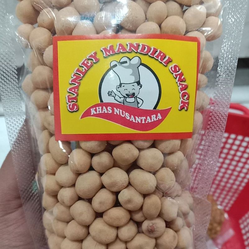 

kacang telor atom