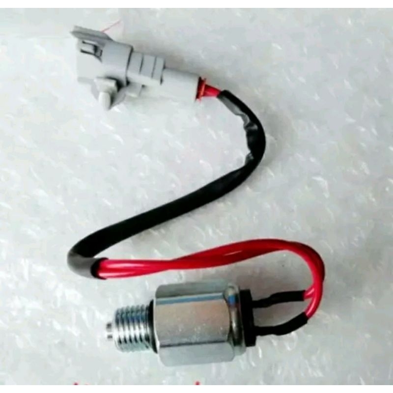 Swit mundur atret Avanza