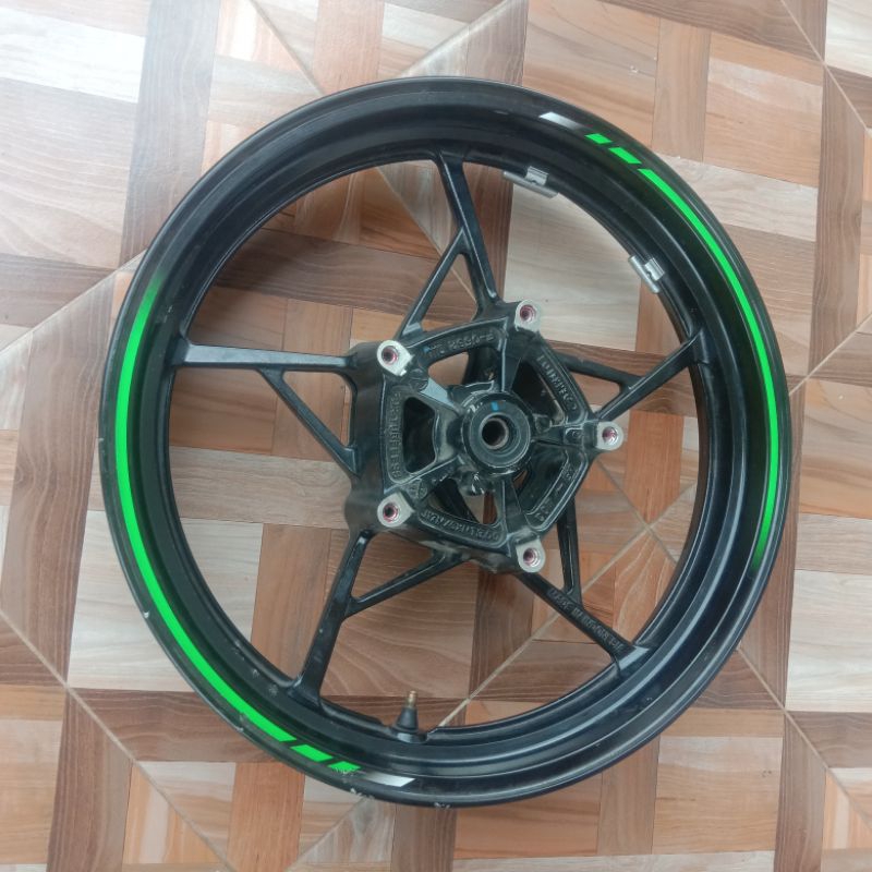 velg Kawasaki ninja 250R fi new depan front rims velek veleg pelek ninfi SE special edition hijau