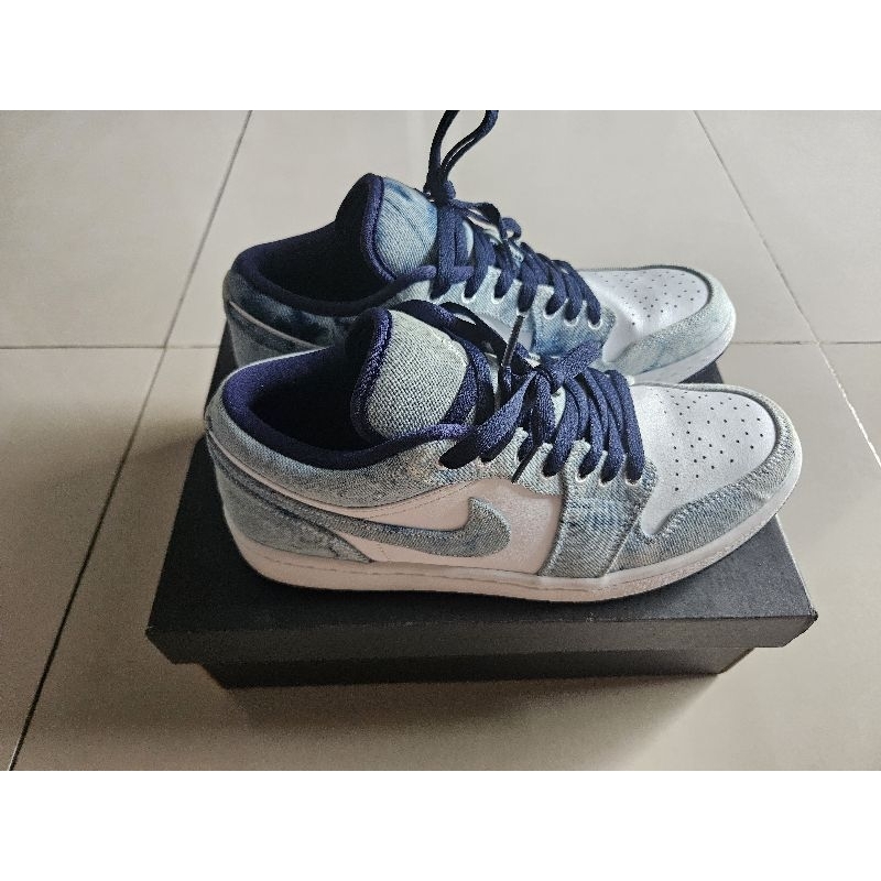 Nike Air Jordan 1 Low SE Washed Denim