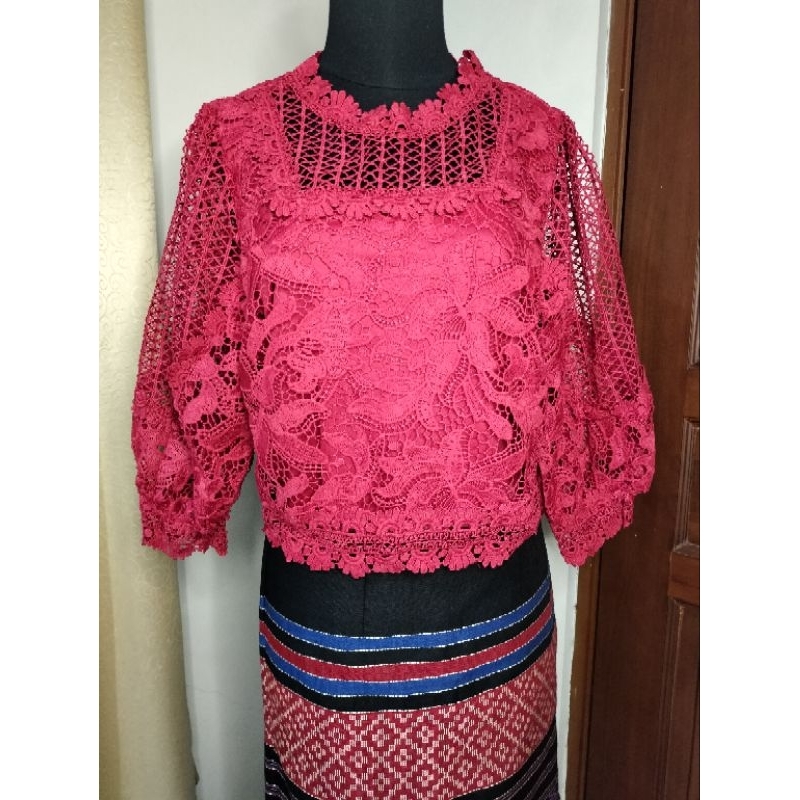 Atasan Brokat Crop Top Bangkok