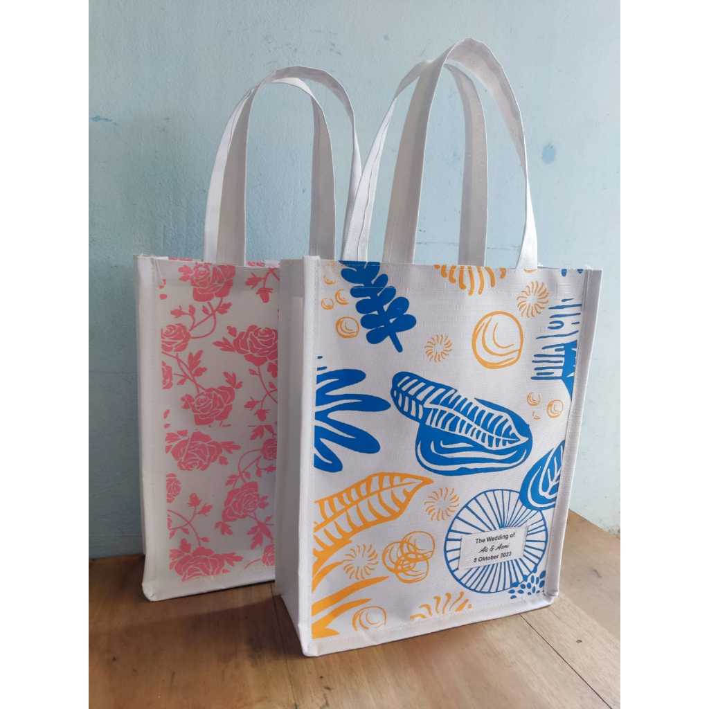 

Tas Promosi Kanvas 20x25x8 Gratis Custom Nama dan Desain plus perekat/Souvenir kantor/Souvenir