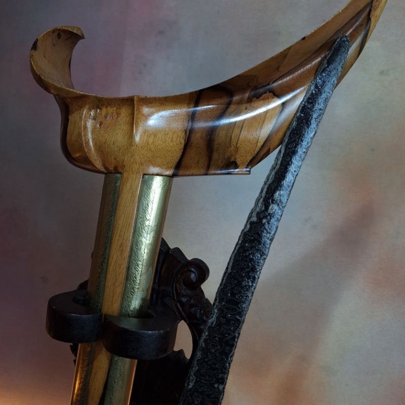 Keris Jangkung Pamor Uler Lulut