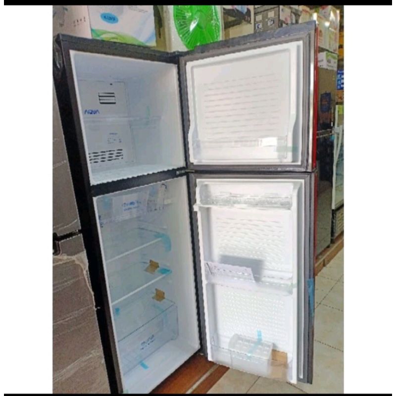 kulkas aqua 2pintu