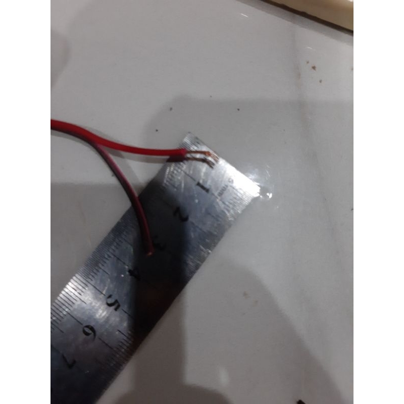 kabel merah hitam