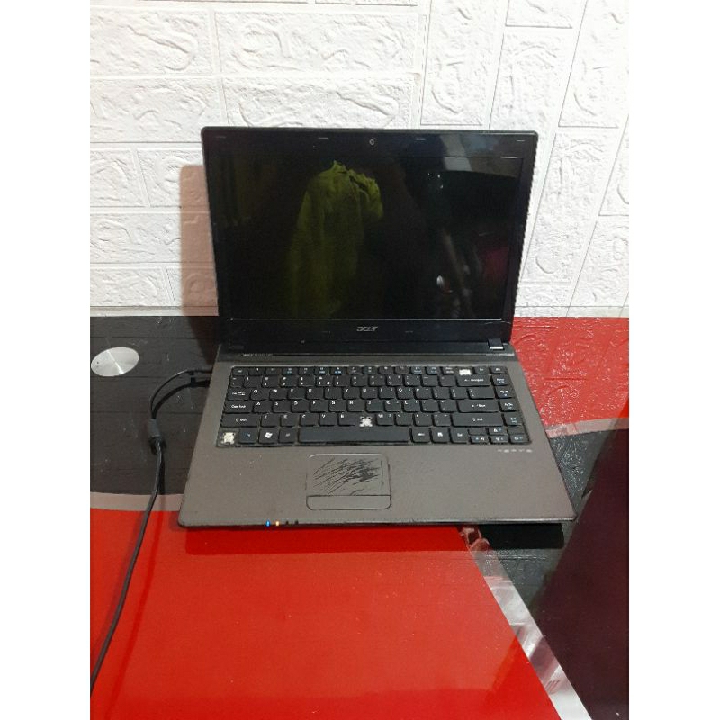 Laptop Acer Aspire 4750 Series MS2316 Minus Matot (Bekas)