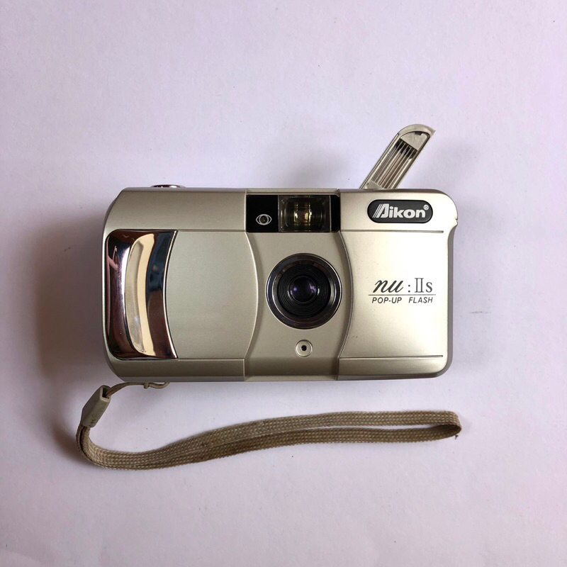 AIKON NU II S POP-UP FLASH CAMERA ANALOG KAMERA FILM TUSTEL