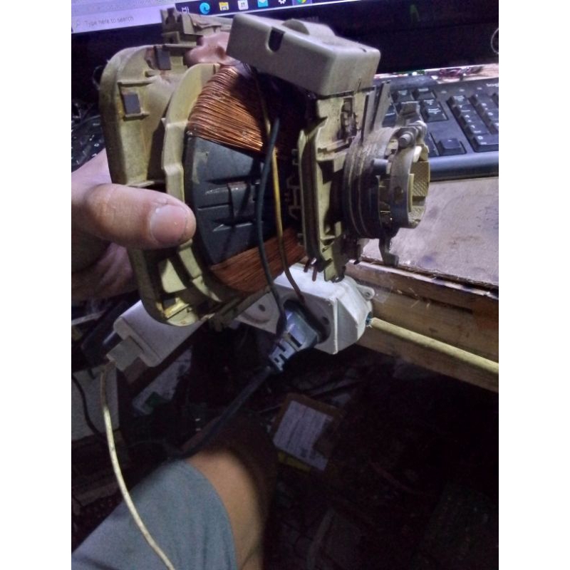 YUKE TV TABUNG SLIM 21INC TABUNG SLIM EW 21INC