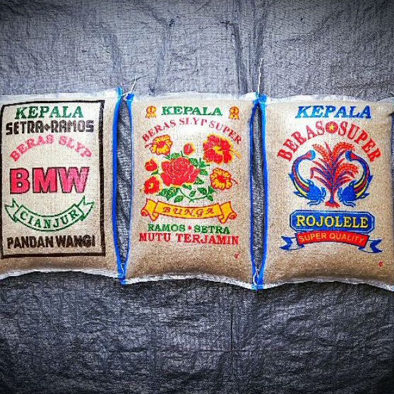 

Terbaru BERAS BUNGA / ROJOLELE / BMW - 10 KG - BERAS PUTIH - SUPER SETRA RAMOS Model Baru