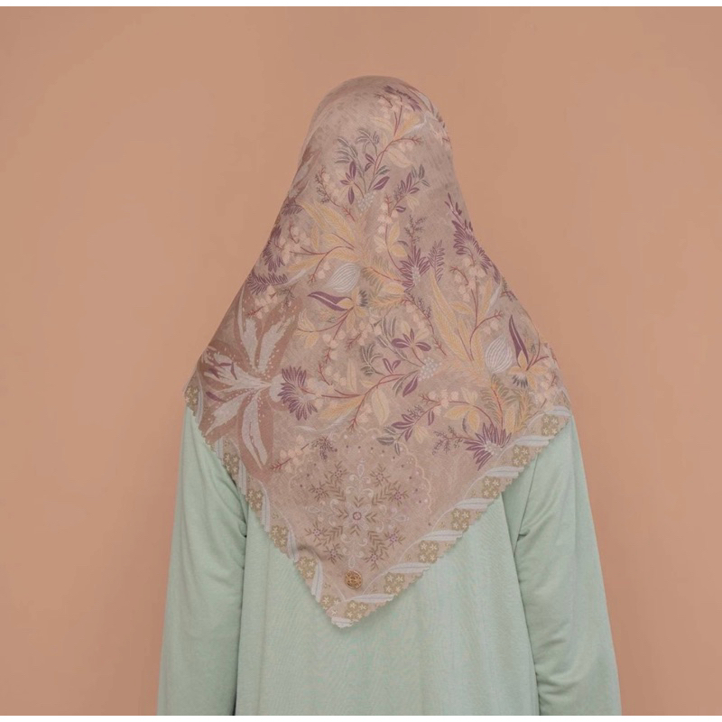 Preloved Scarf Majka Iskanti