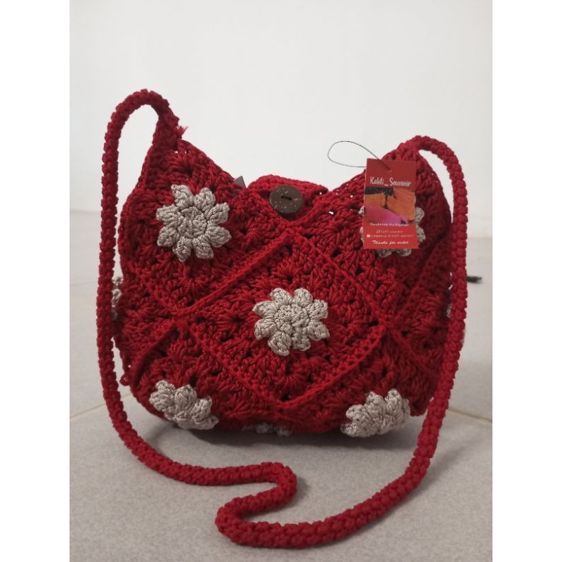 tas selempang rajut murah motif bunga timbul