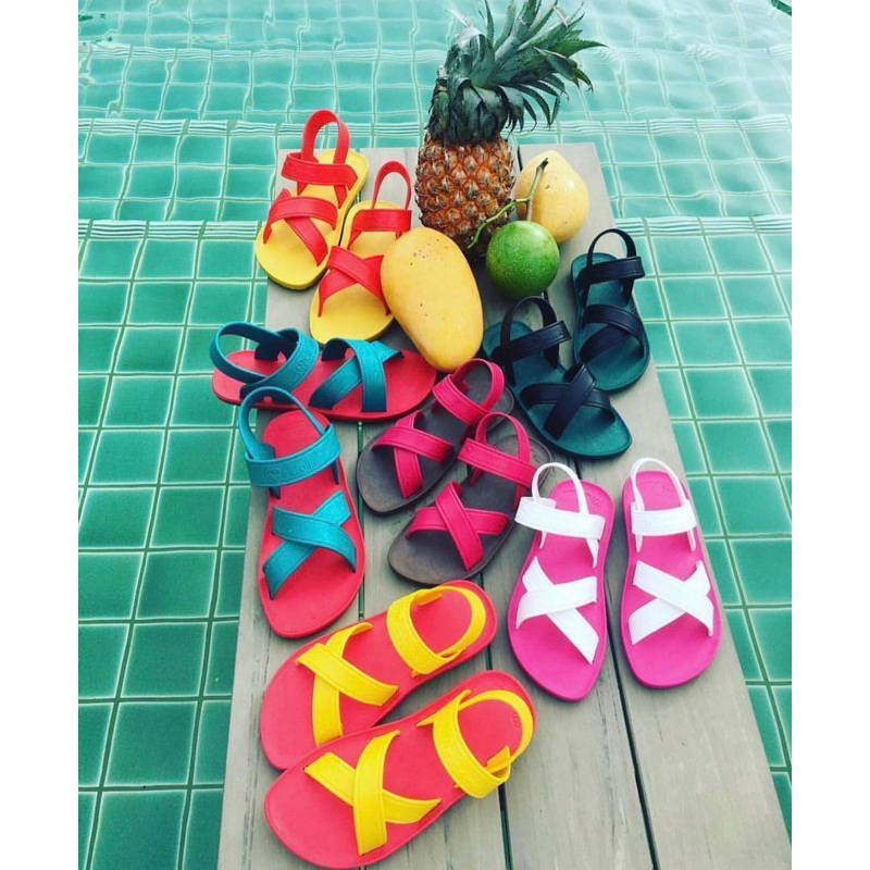 Moo Chuu Sandal Custom MC06 – Pilih Warna Tapak & Tali Sendiri