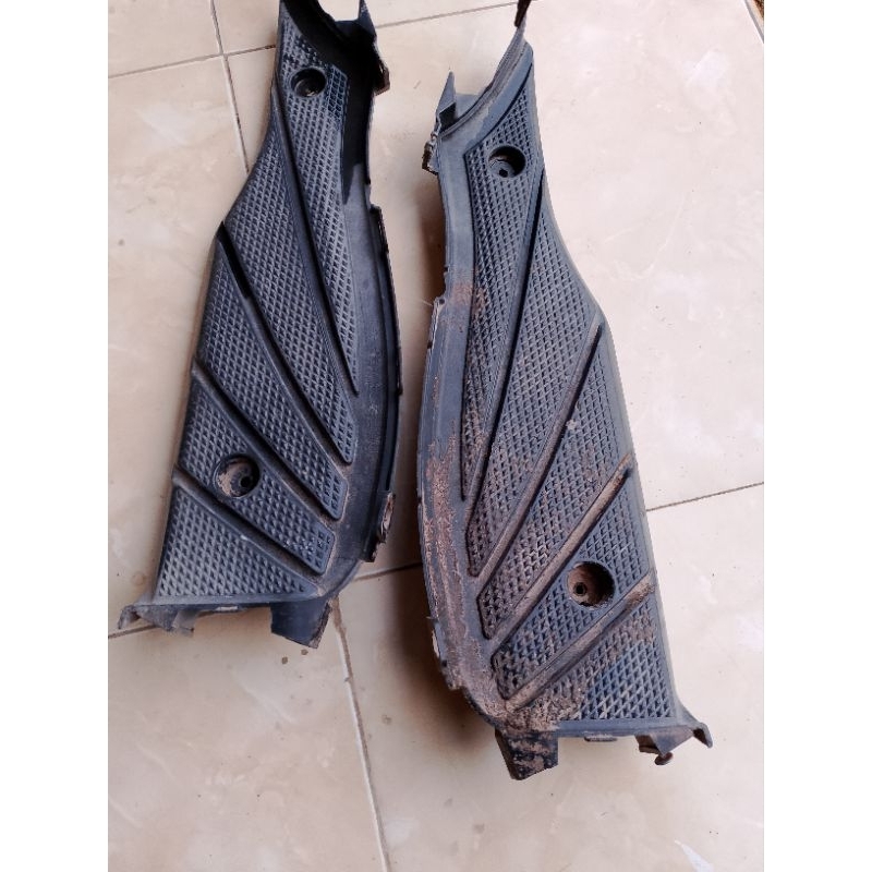 Pijakan kaki atau bordes skywave original