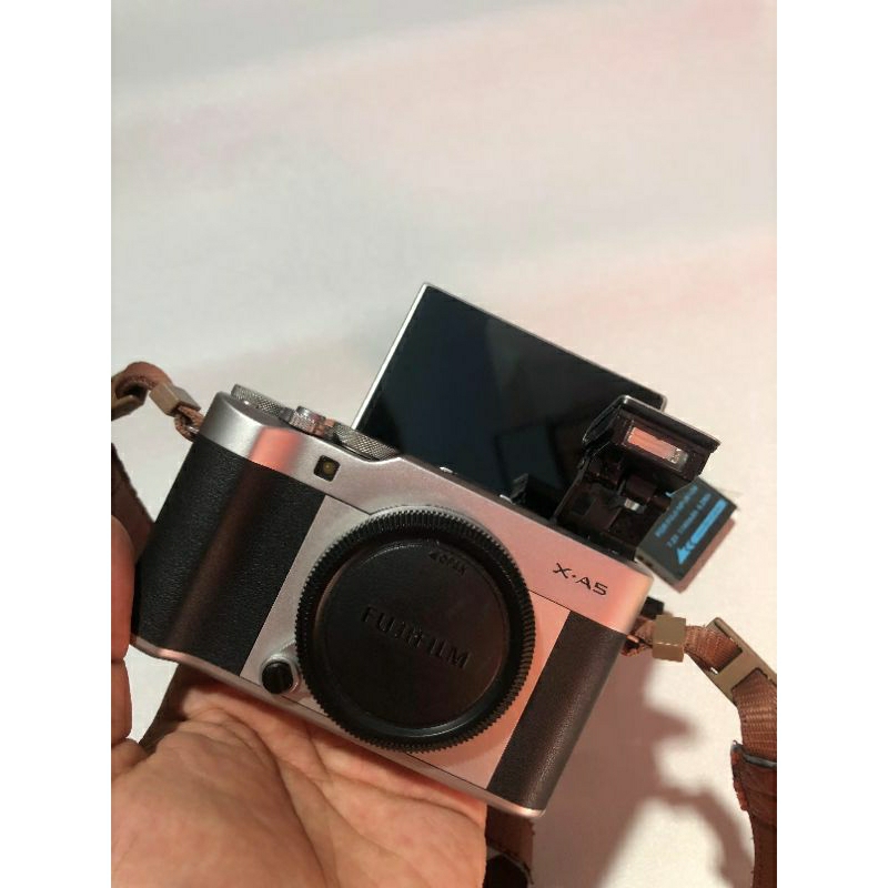 Fujifilm X-A5