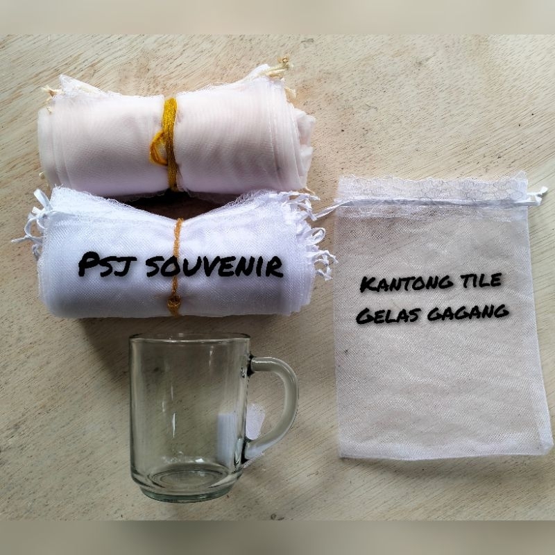 Sarung tile Gelas Gagang/ 13 x 16 cm