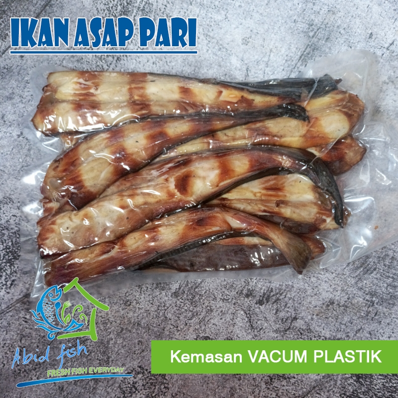

ikan asap pari / iwak pe / ikan panggang