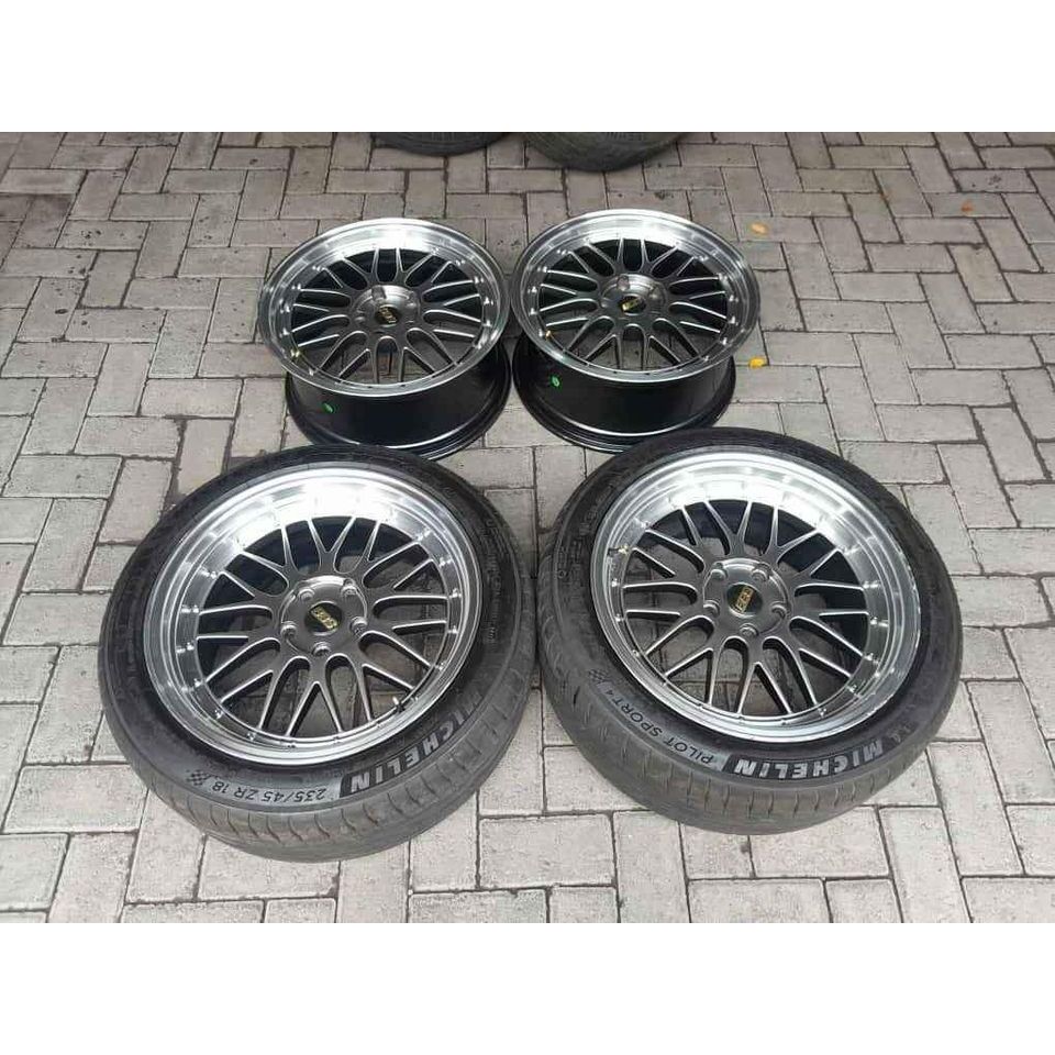 Velg Mobil Seken BBS LM Ring18X8/9 H5x114 Et35/38 Ban 235 45 R18 Inova Hrv