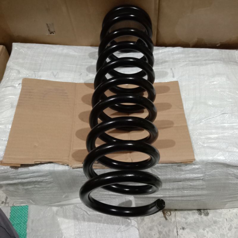 Per Keong/Coil Spring Belakang Toyota Fortuner