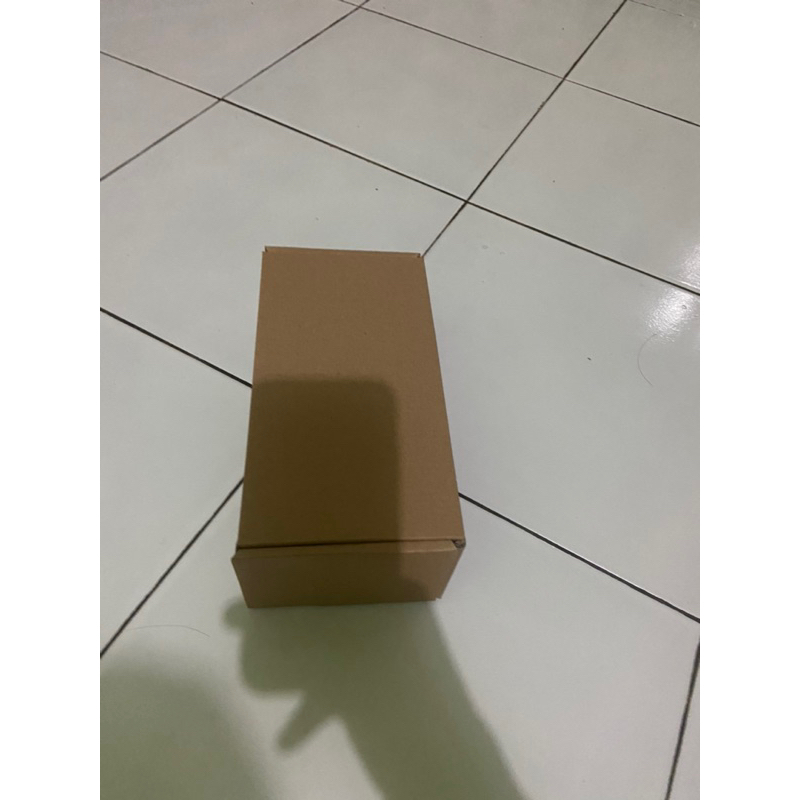 

kardus ukuran 10 botol parfume