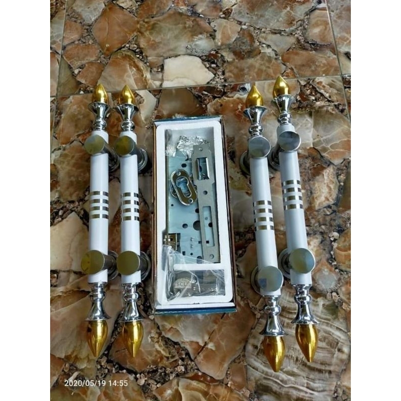 Handel Pintu Rumah modern minimalis gagang pintu