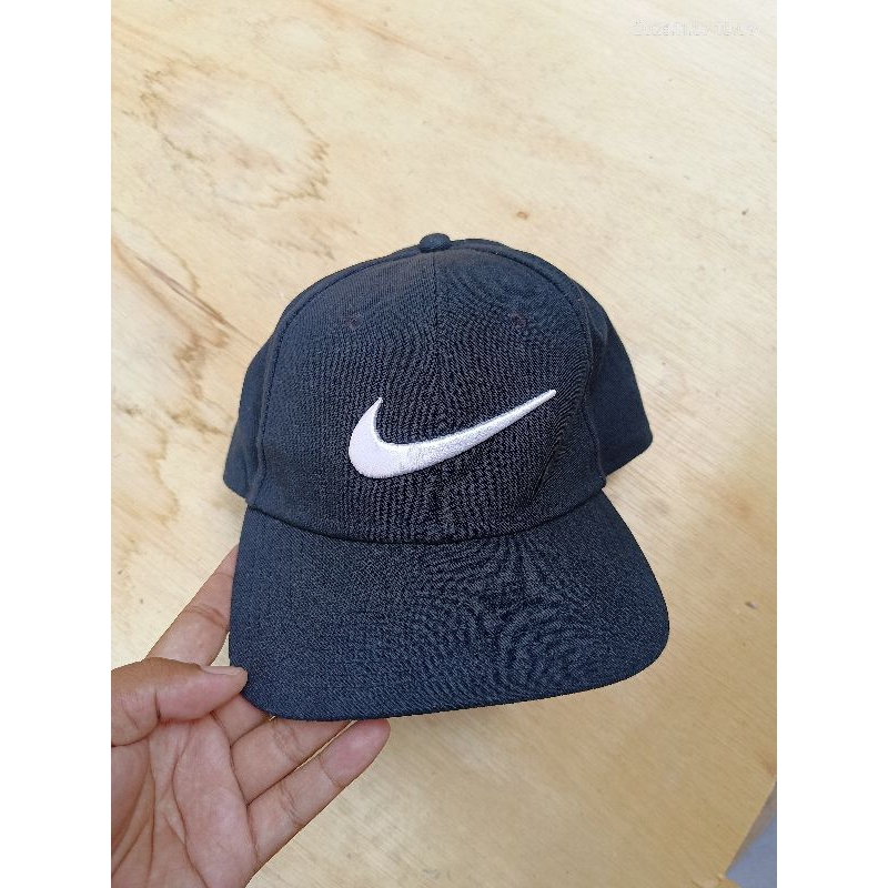 topi nike pro swoosh