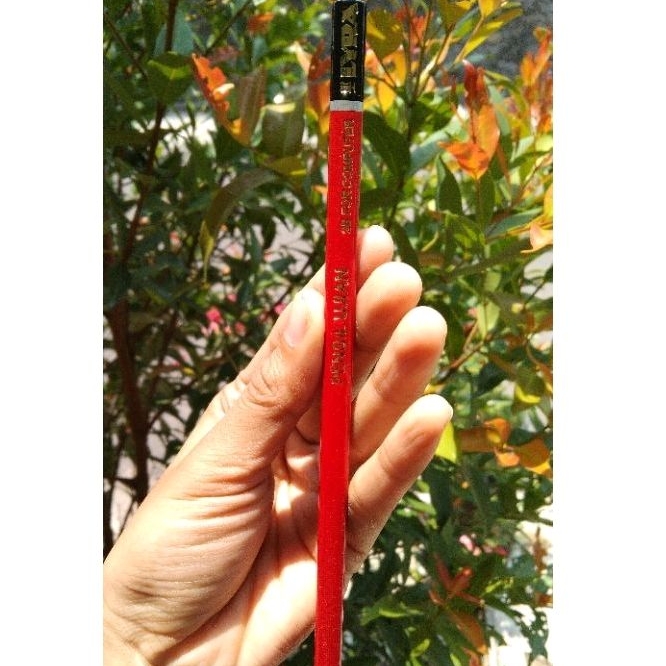 

pensil ujian lyra 1pcs
