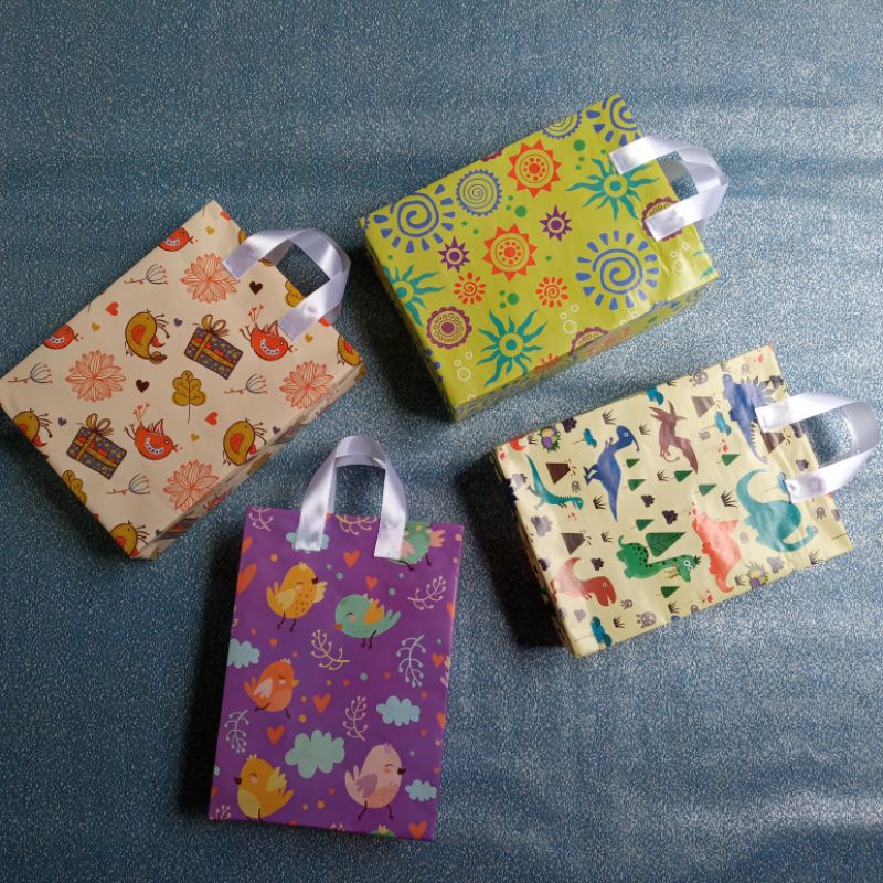 

NANSTORE | Paper Bag - Tas Hadiah - Paper Bag dari Kertas Kado