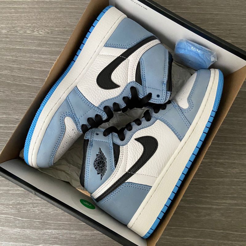 Air Jordan 1 Retro High OG University blue (GS)