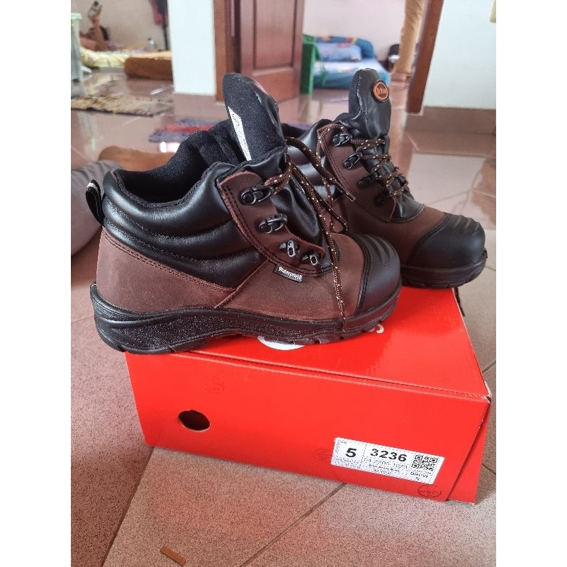 Sepatu Safety Dr.Osha Ellite Ankle Boot