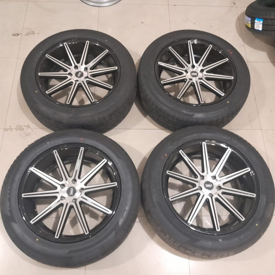 Velg SEKEN Ring 20 Pcd 5x114,3 + Ban 255 55 r20 Hyundai Palisade