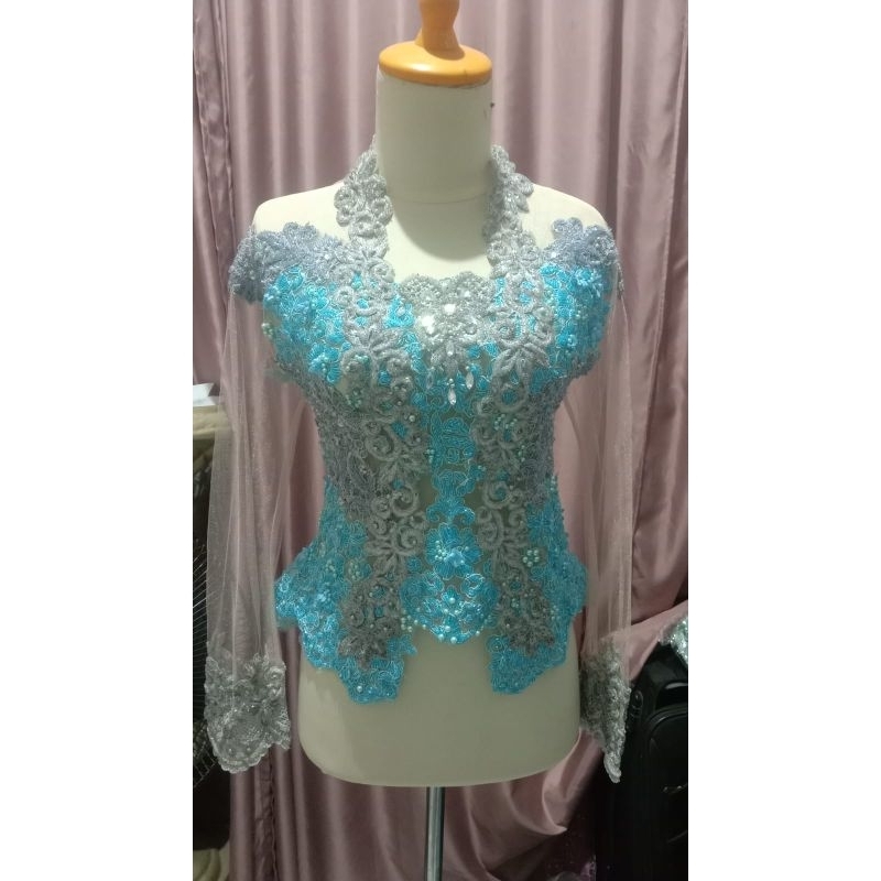 kebaya pengantin/kebaya wisuda Preloved