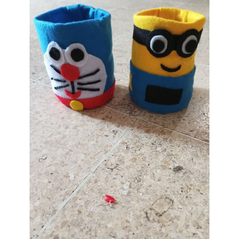 

tempat pensil botol bekas