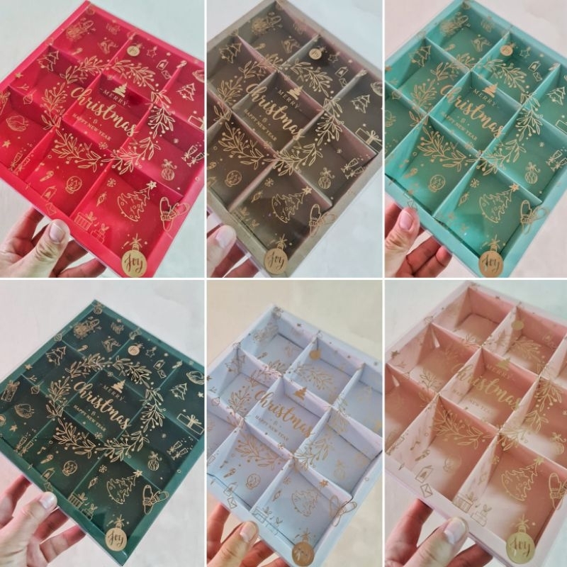 

Dus Mika Natal Sekat 9 uk. 7.3x7.3x4.5 cm " CHRISTMAS II " (1 pack isi 5 dus)
