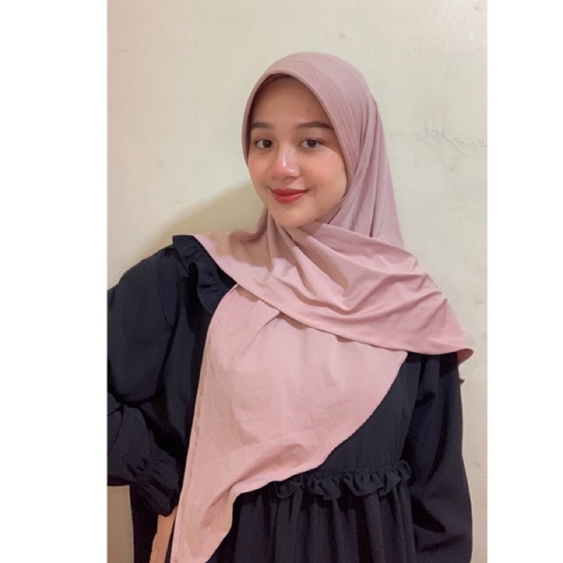 Hijab Instan Segitiga Pet Jersey | Segitiga Pet Instan Jersey