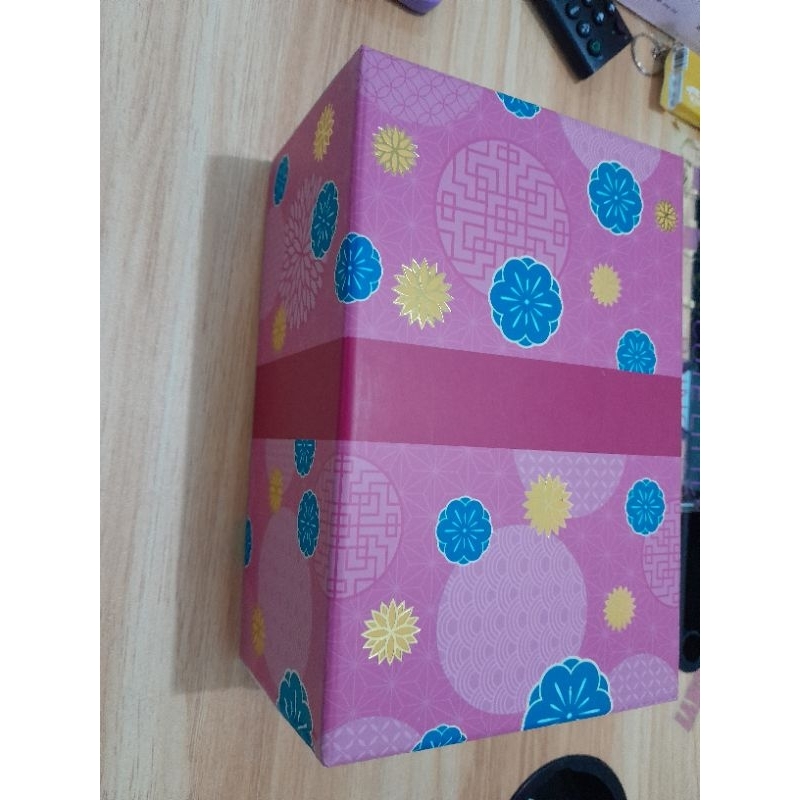 

Gift Box, Box untuk present, Box untuk kado, kotak kado