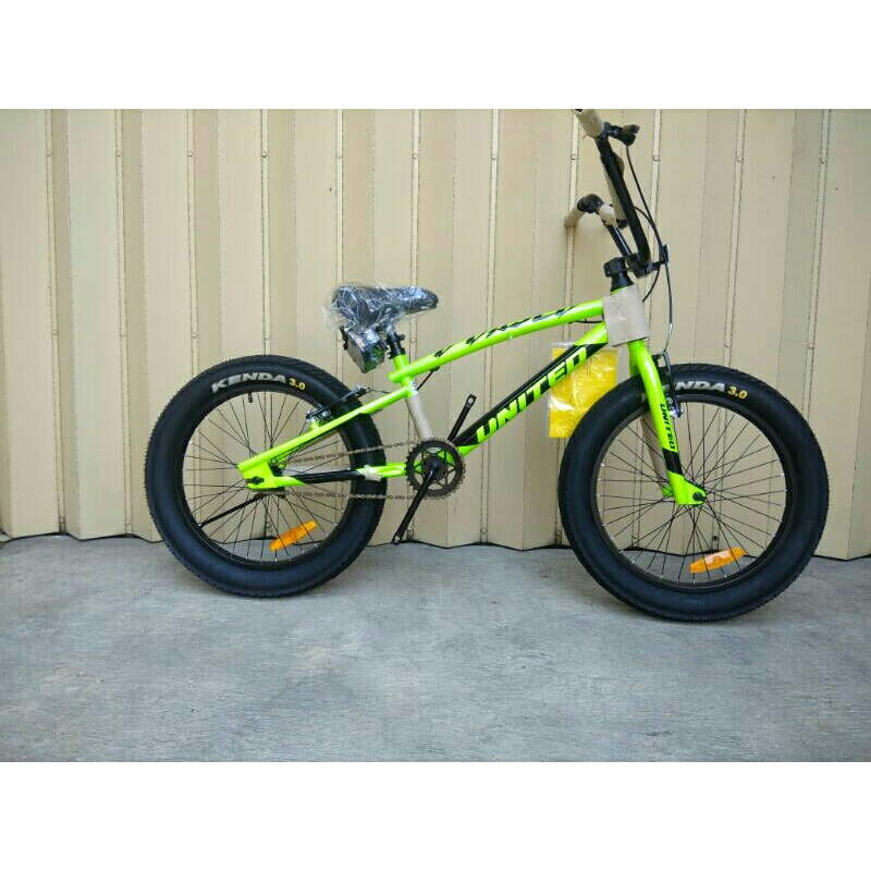 Sepeda BMX United D'Based Ukuran 20 Ban Besar