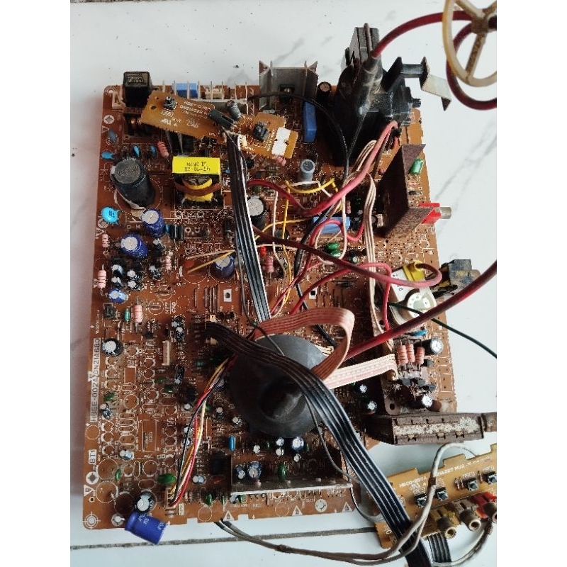 mesin tv polytron 14"