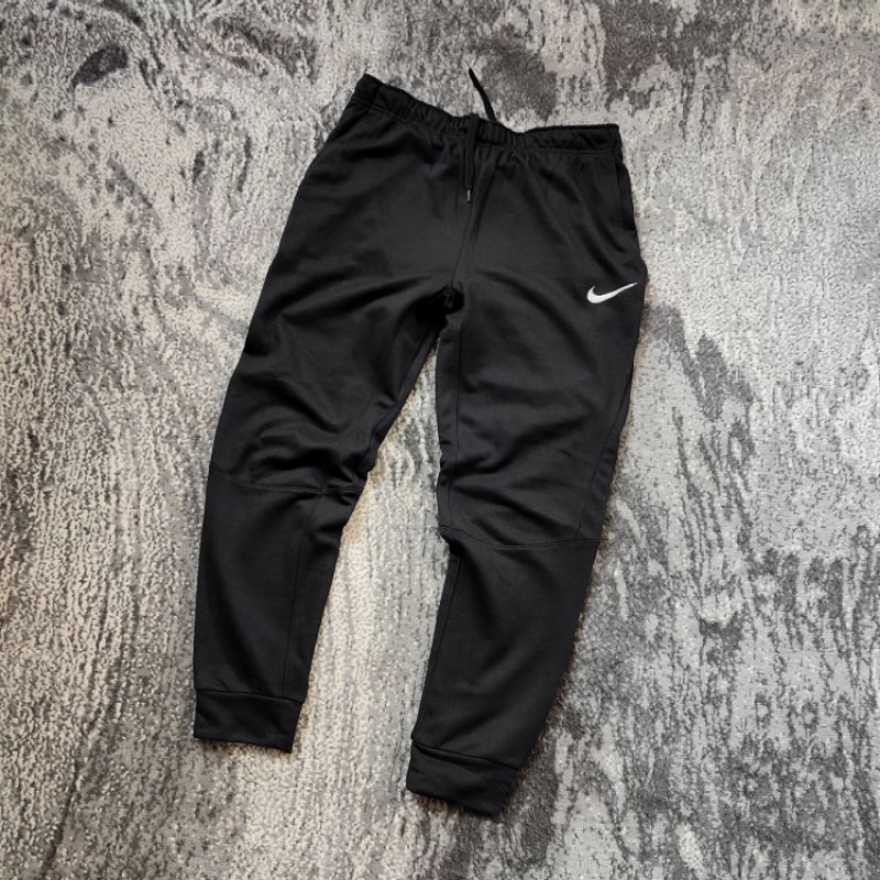 Nike swoosh jogger