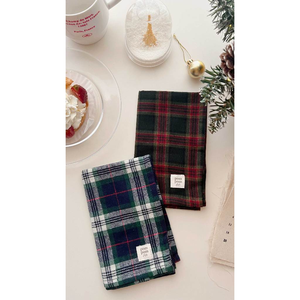 Christmas - Napkin 35x45 | Pompom Studio | Home cafe | Natal | Alas gelas | Props foto
