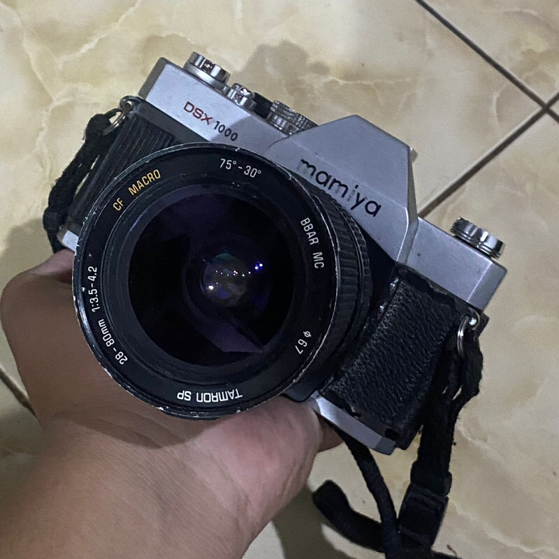 Kamera Analog Mamiya DSX 1000