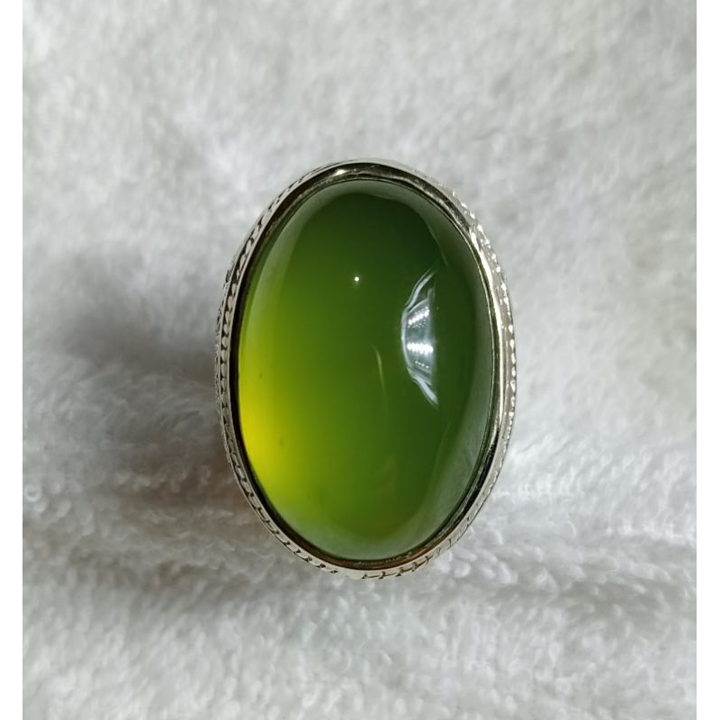 Natural Idocrase Giok Aceh Pucuk Pisang