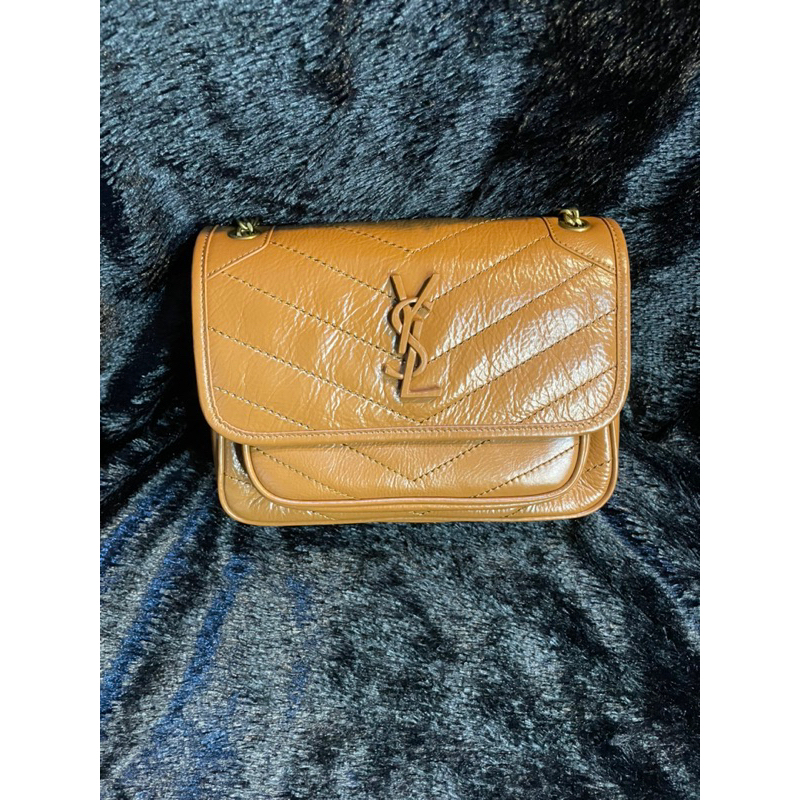 YSL Niki Baby Caramel