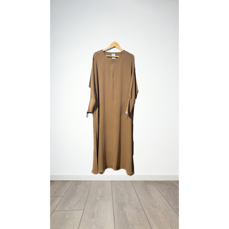 preloved elmadina luna abaya medal bronze bahan mina size M