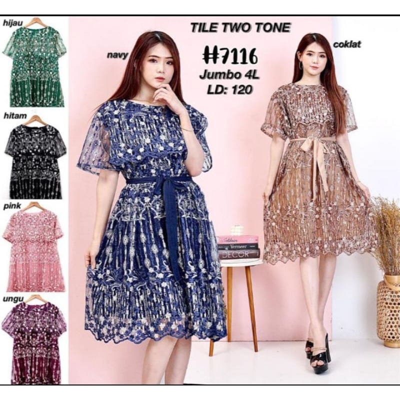 dress brokat lengan balon