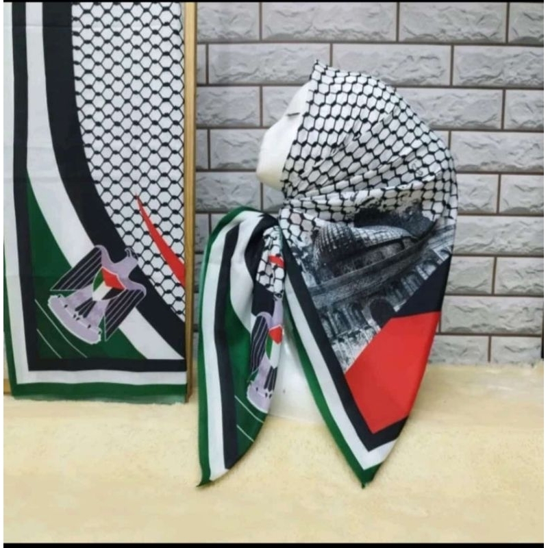 jilbab kerudung segiempat voal motif palestina .jilbab palestina