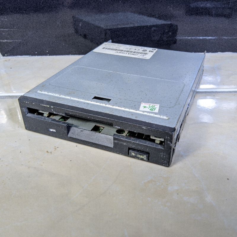 Floppy Drive PC Jadul