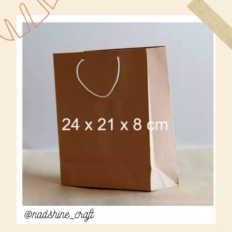 

Paperbag ukuran 24x21x8 cm