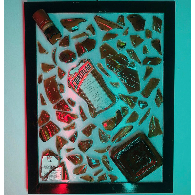 Hiasan dinding Figura botol (CT)