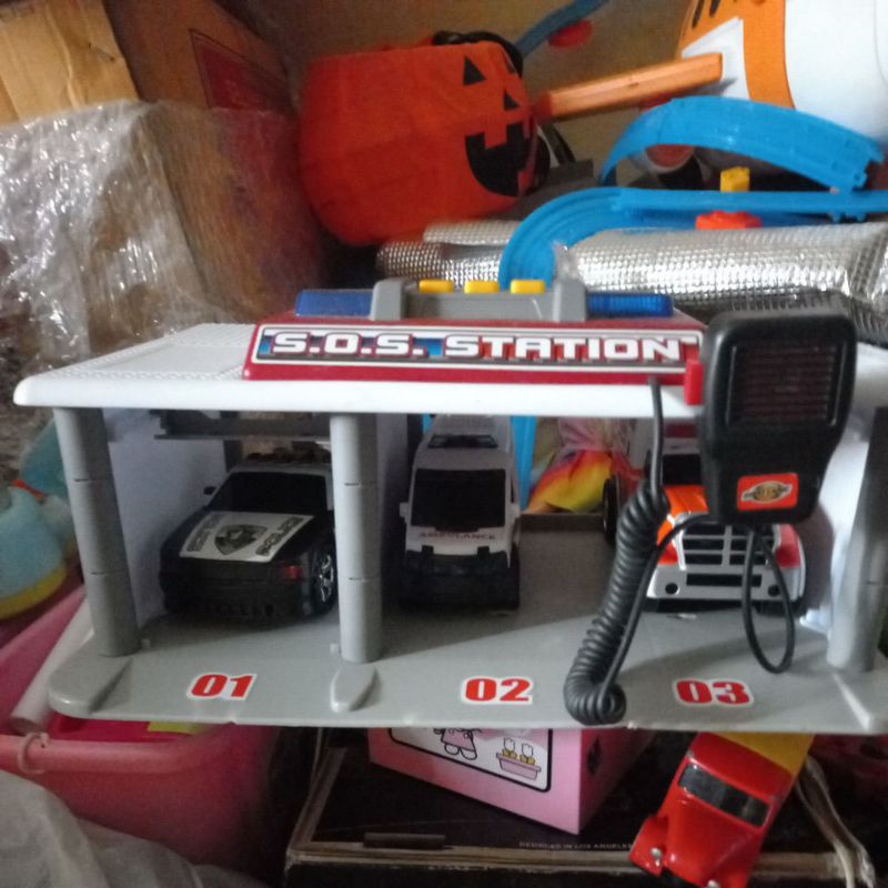 SOS STATION RESCUE CENTER PLAY SET, TOYRUSH
