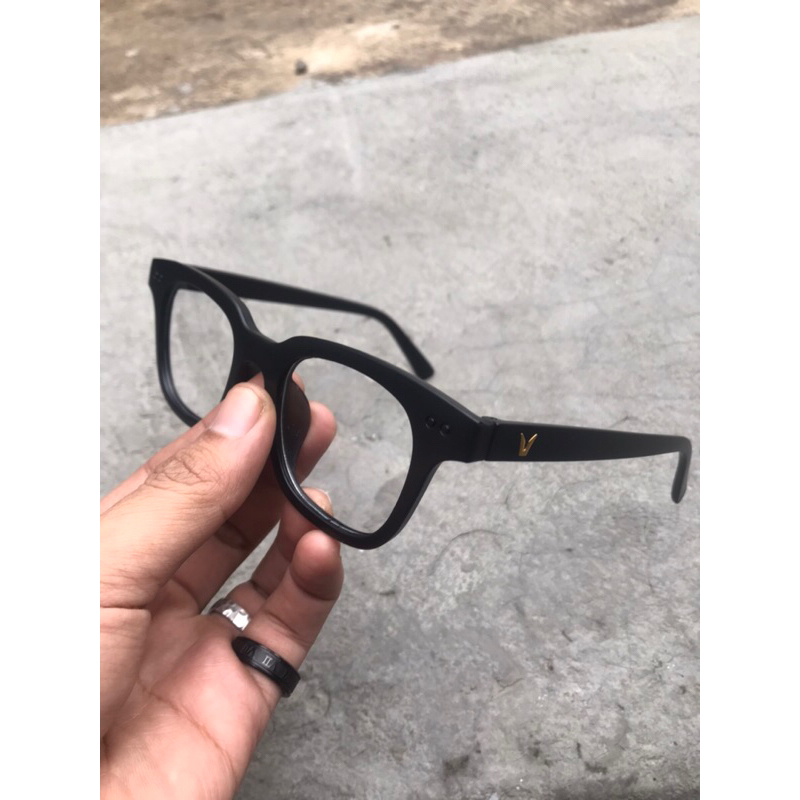 kacamata vincent black doff